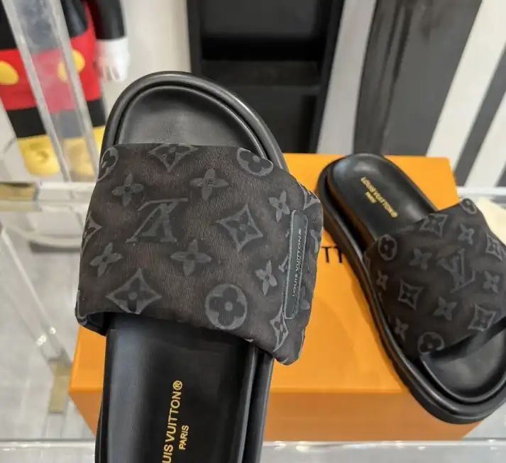 hype LV Slippers