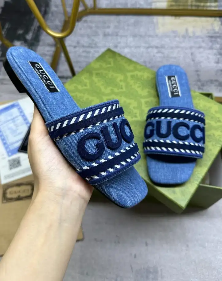 hype Gucci Slippers