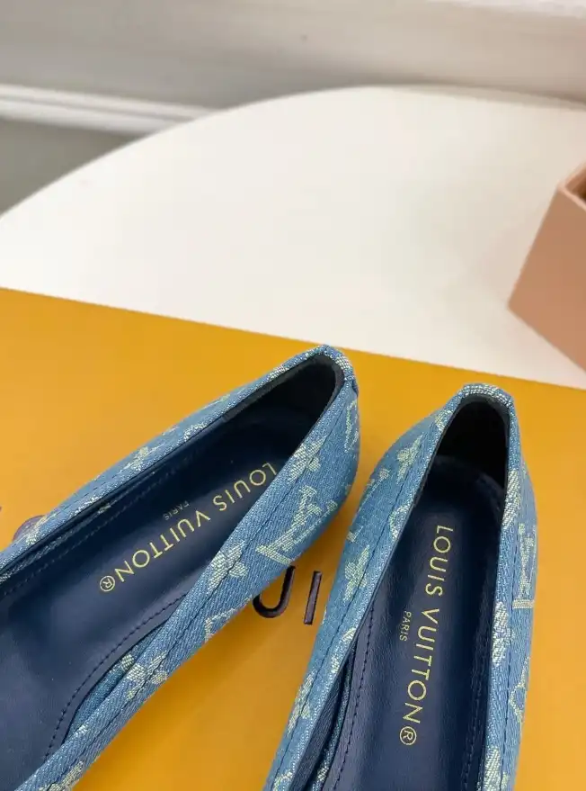 hype LV flat shoes