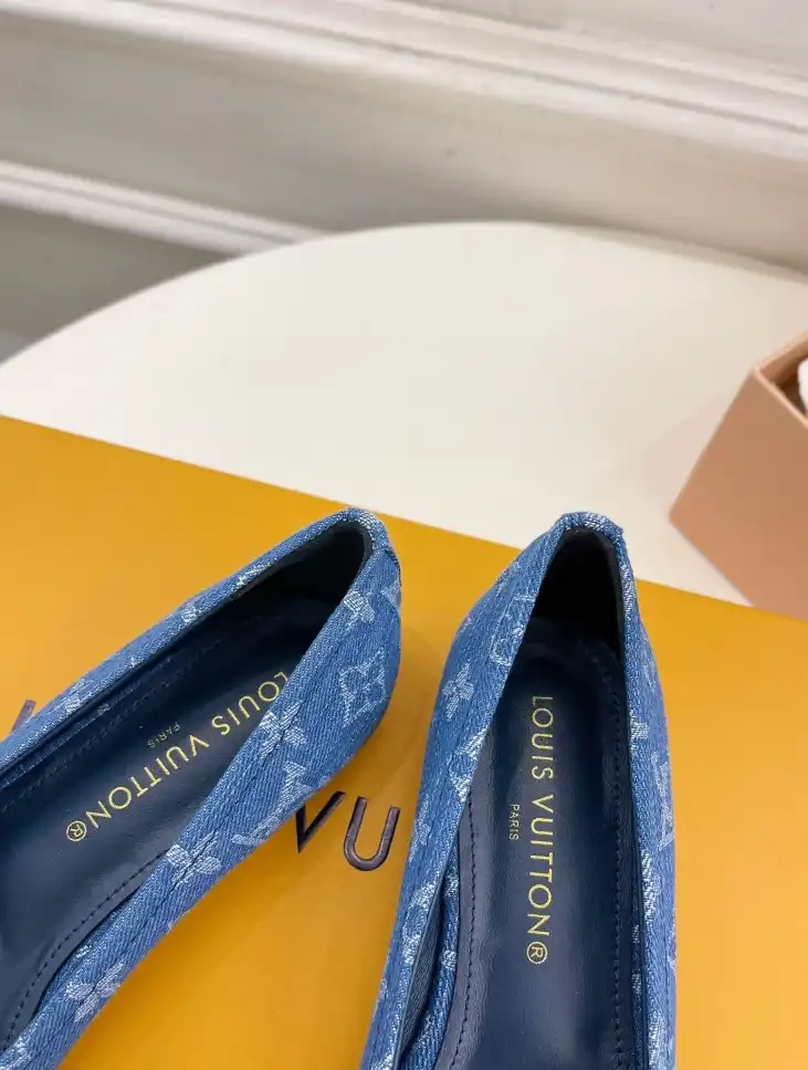 hype LV flat shoes