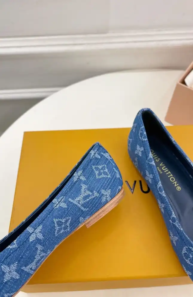 hype LV flat shoes