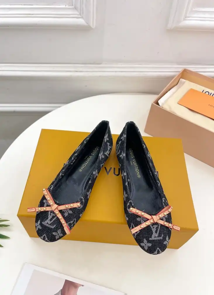 hype LV flat shoes