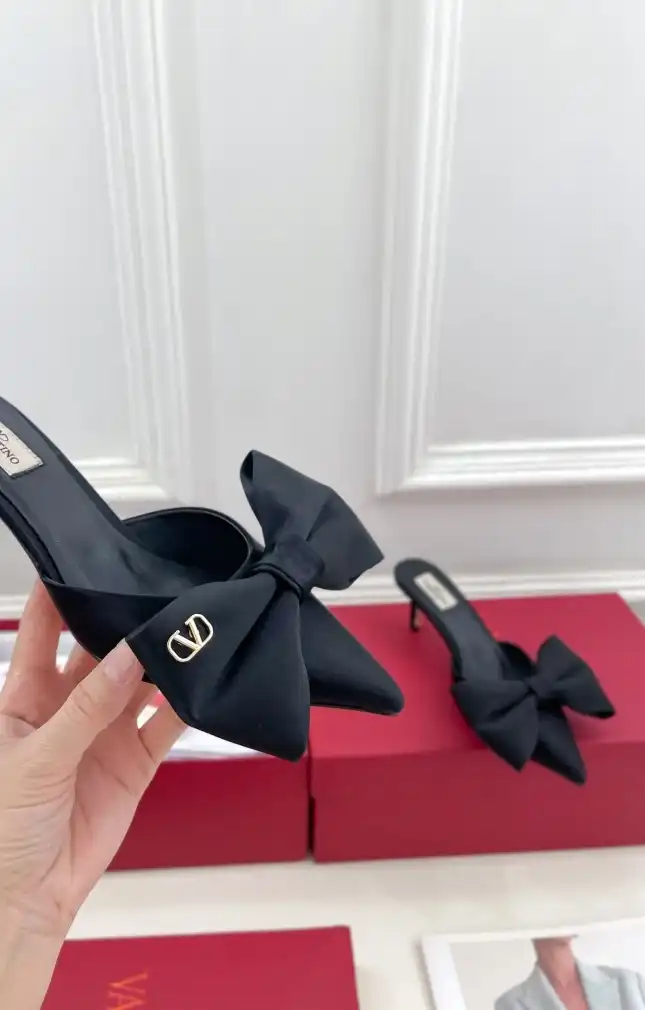 hype Valentino Slippers