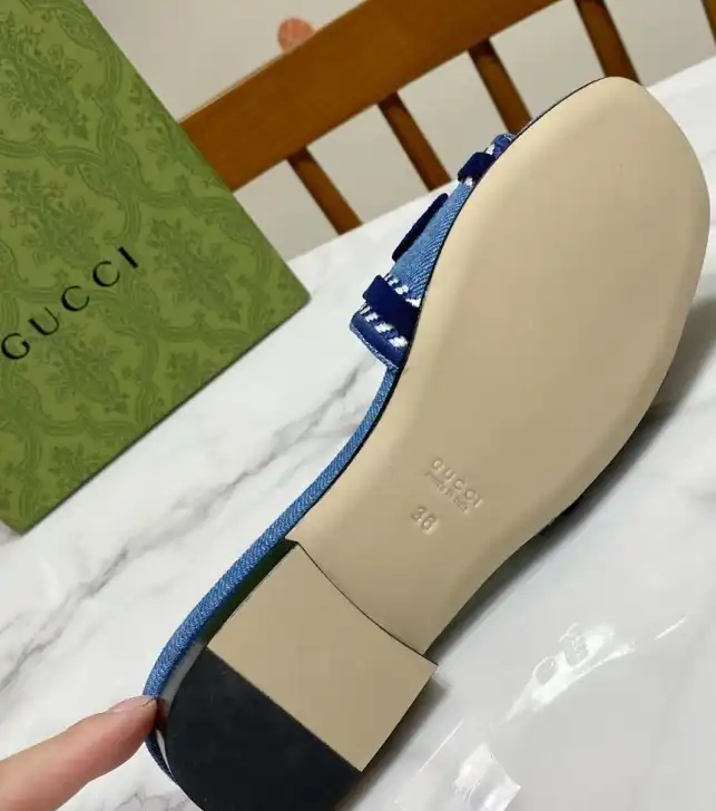 hype Gucci Slippers