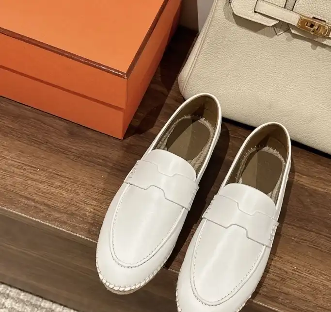 hype Hermes Leather Shoes