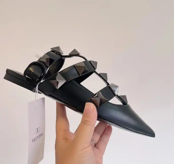 hype Valentino Sandals