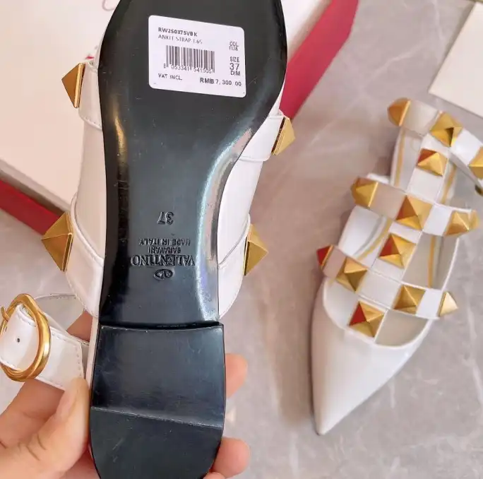 hype Valentino Sandals