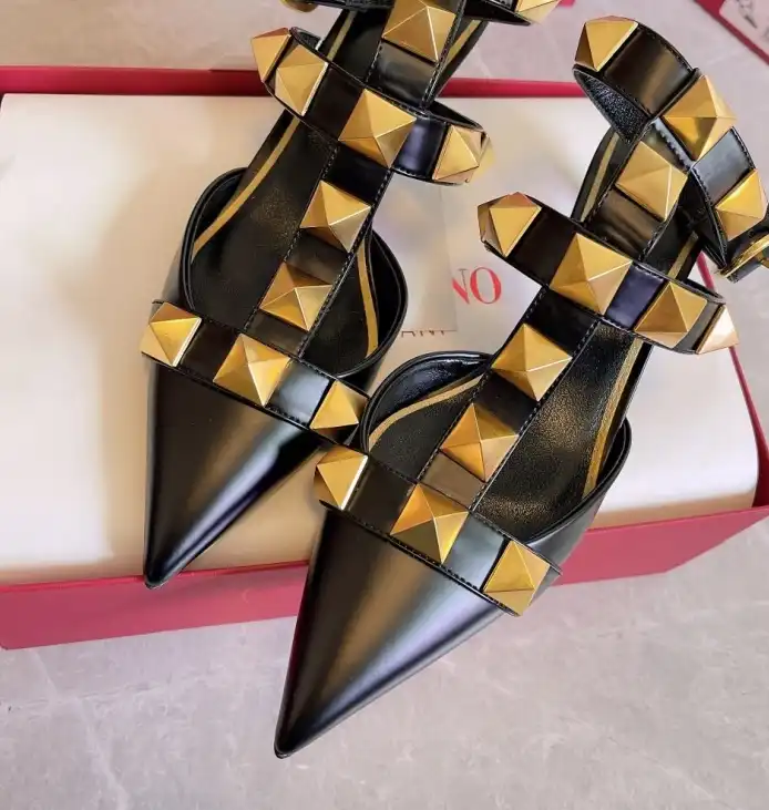 hype Valentino High Heels