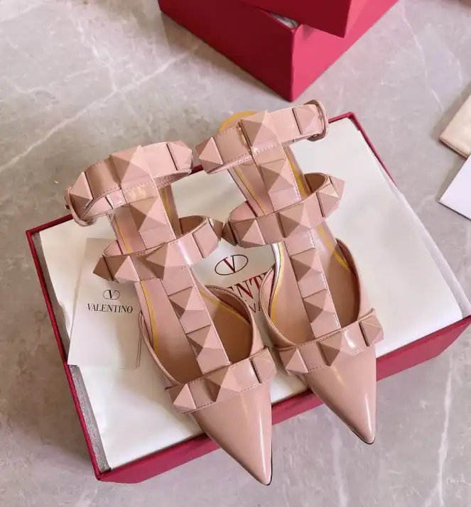 hype Valentino High Heels