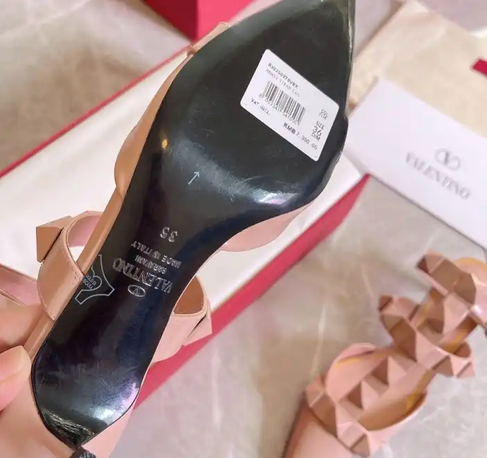 hype Valentino High Heels