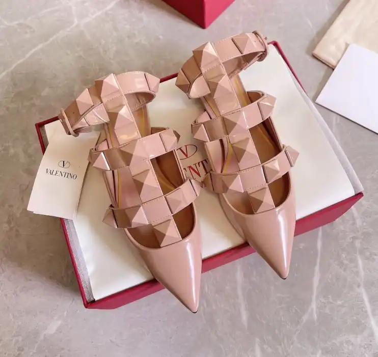 hype Valentino Sandals