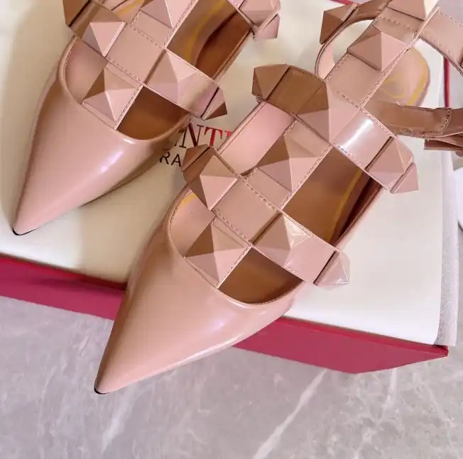 hype Valentino Sandals