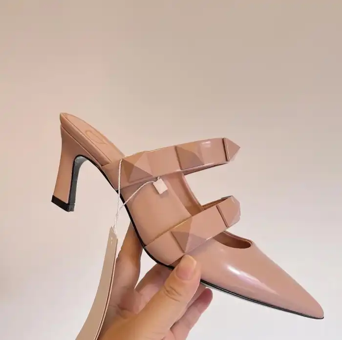 hype Valentino Sandals