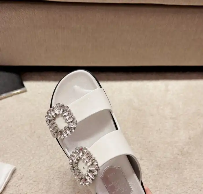 hype Roger Vivier Sandals