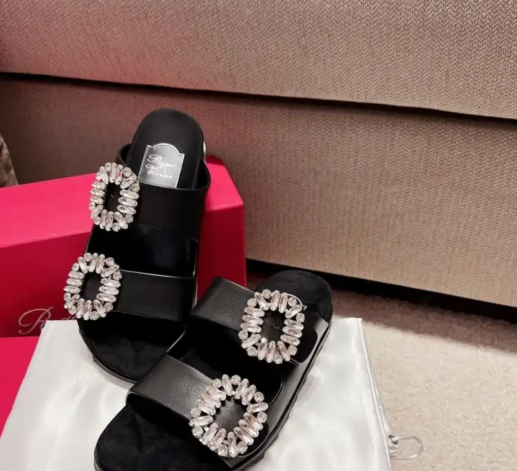 hype Roger Vivier Sandals