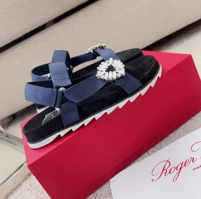 hype Roger Vivier Sandals