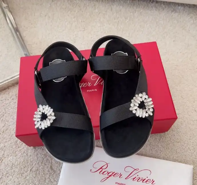 hype Roger Vivier Sandals