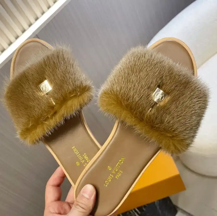 hype LV Slippers