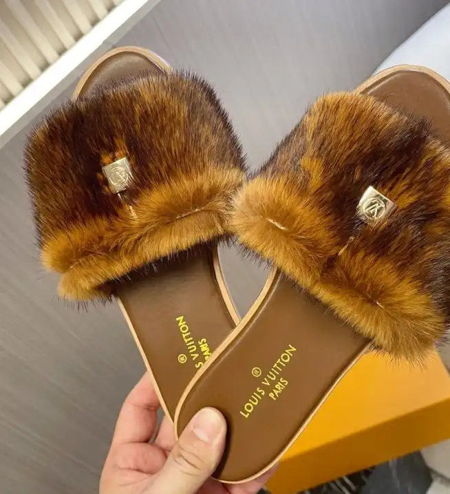 hype LV Slippers