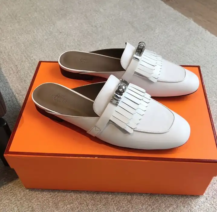 hype Hermes Leather Shoes