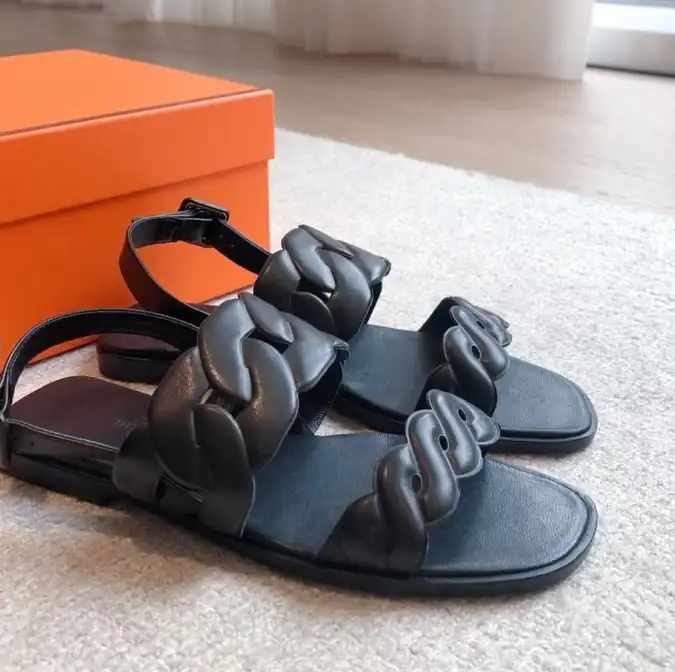 hype Hermes Sandals