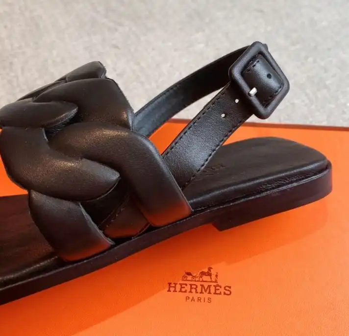 hype Hermes Sandals