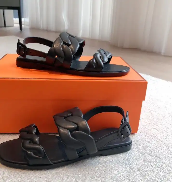 hype Hermes Sandals