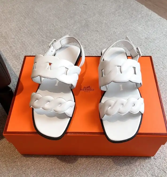 hype Hermes Sandals