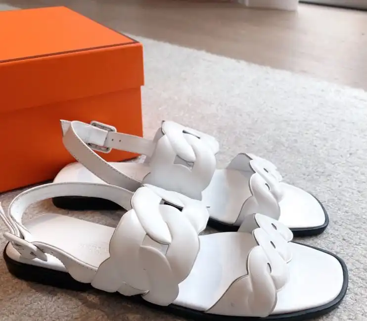 hype Hermes Sandals