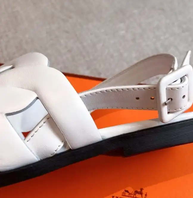 hype Hermes Sandals