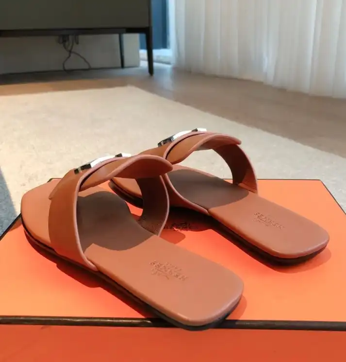 hype Hermes Slippers