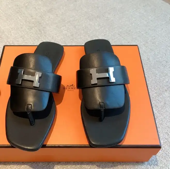 hype Hermes Slippers