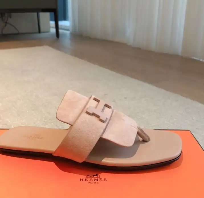 hype Hermes Slippers