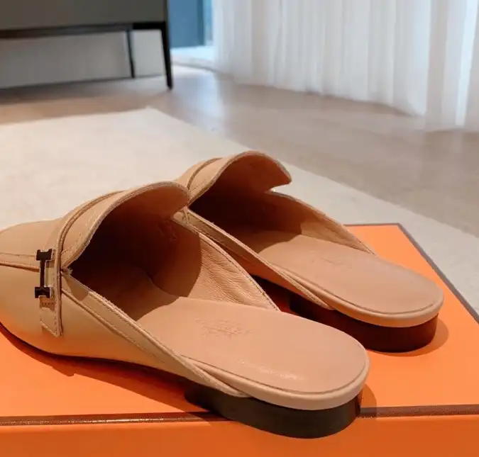 hype LV Slippers