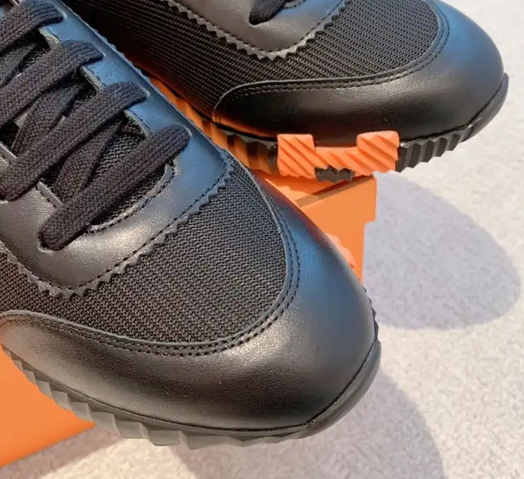 hype Hermes Casual Shoes