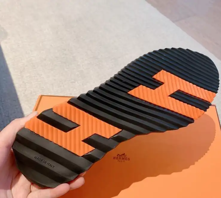 hype Hermes Casual Shoes