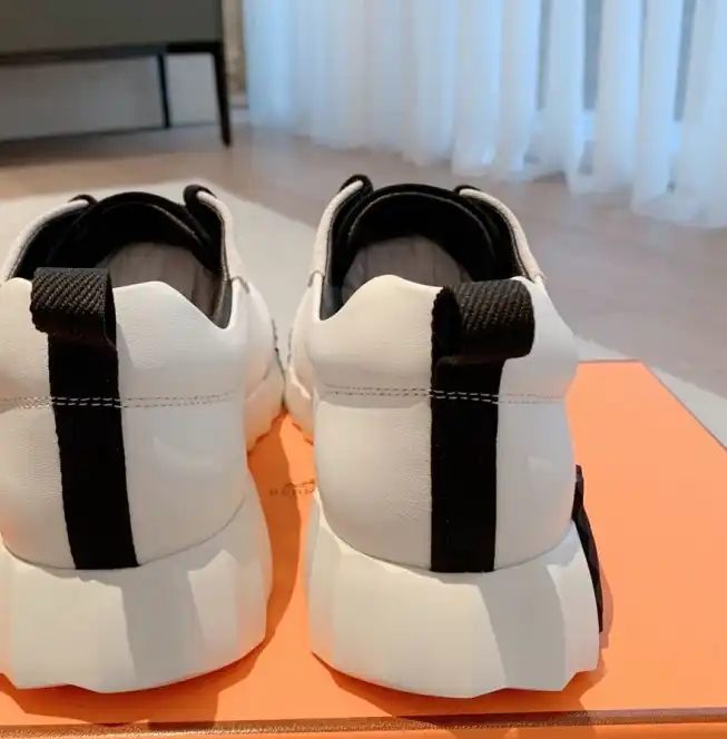 hype Hermes Casual Shoes