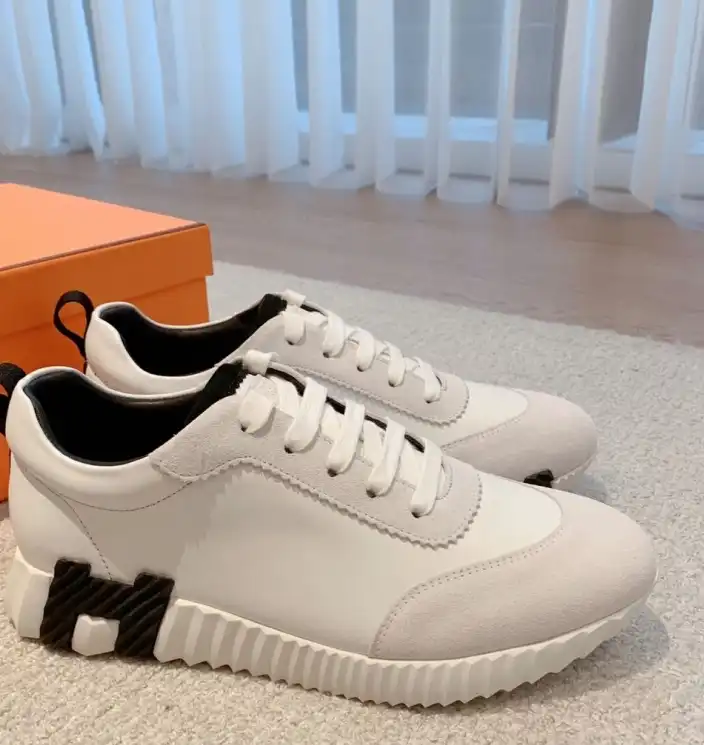 hype Hermes Casual Shoes