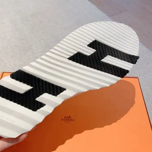 hype Hermes Casual Shoes