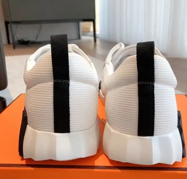 hype Hermes Casual Shoes