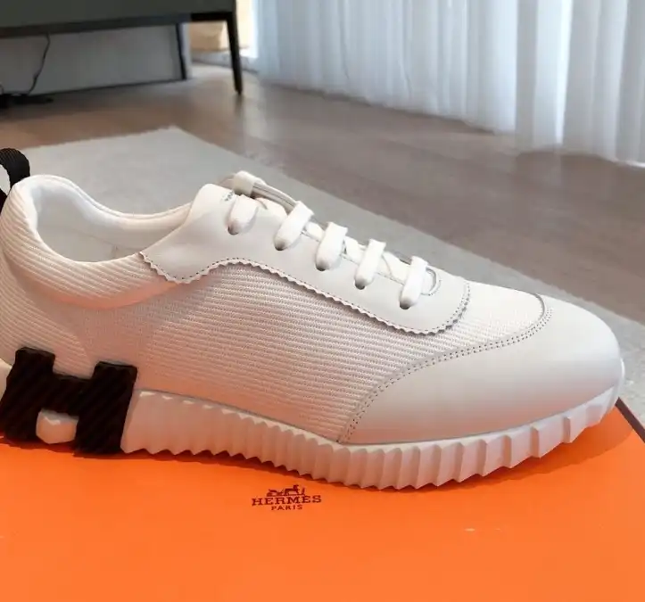 hype Hermes Casual Shoes