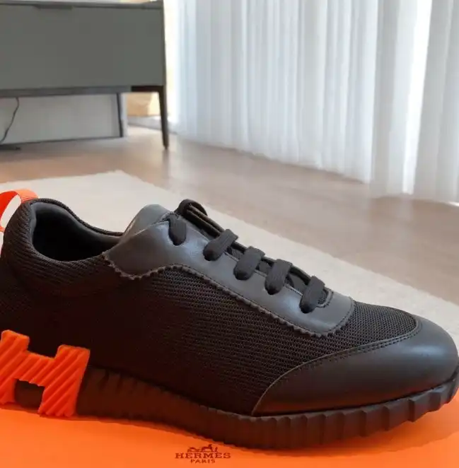 hype Hermes Casual Shoes