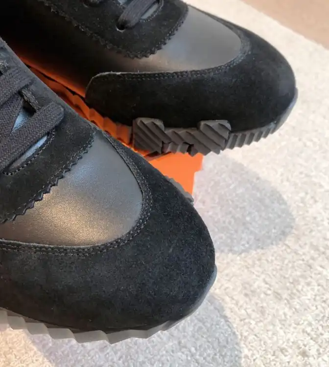 hype Hermes Casual Shoes