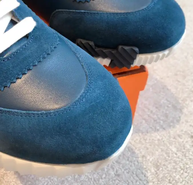 hype Hermes Casual Shoes