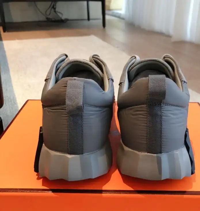 hype Hermes Casual Shoes