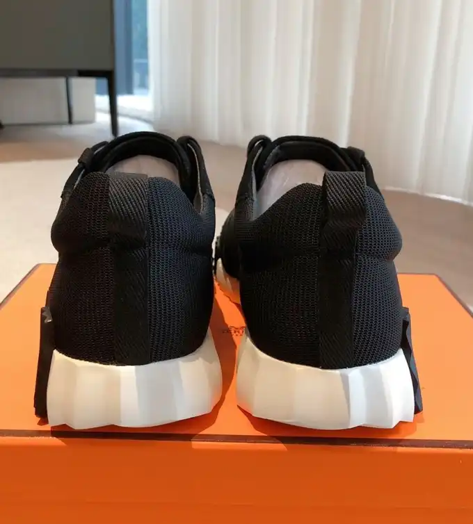 hype Hermes Casual Shoes