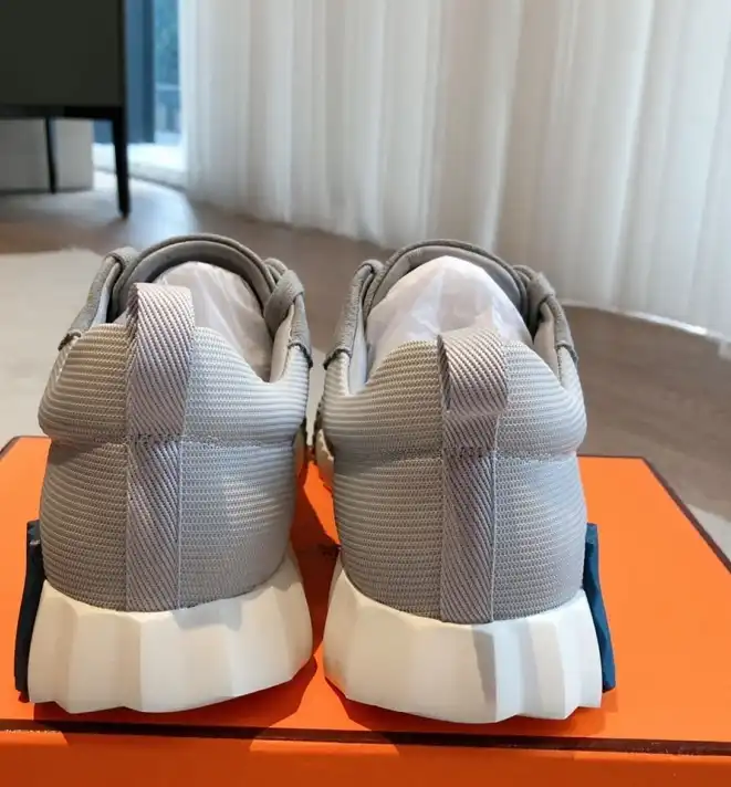 hype Hermes Casual Shoes