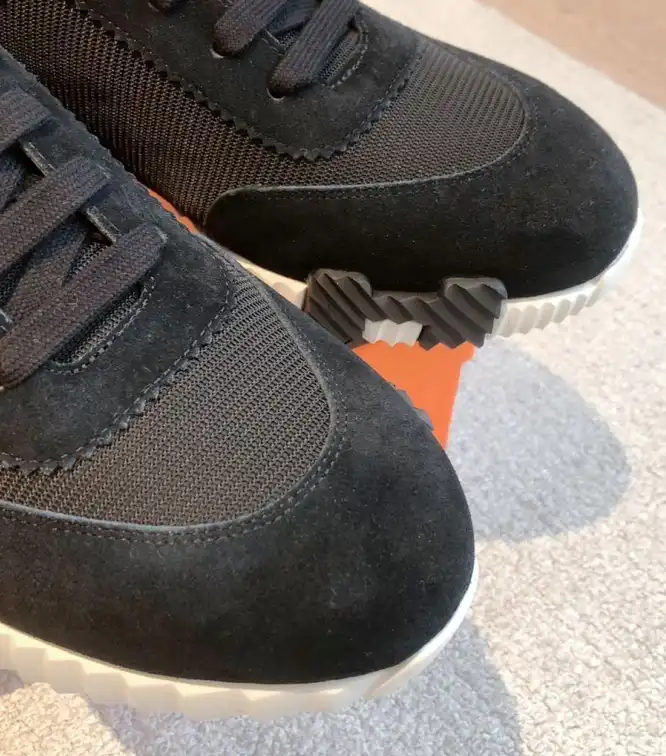 hype Hermes Casual Shoes