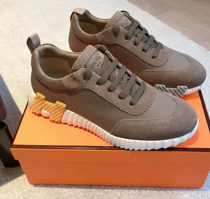 hype Hermes Casual Shoes