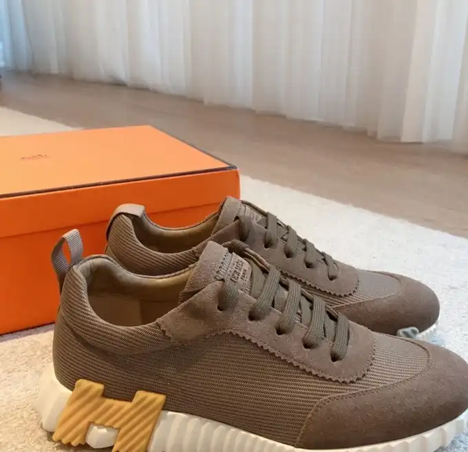 hype Hermes Casual Shoes